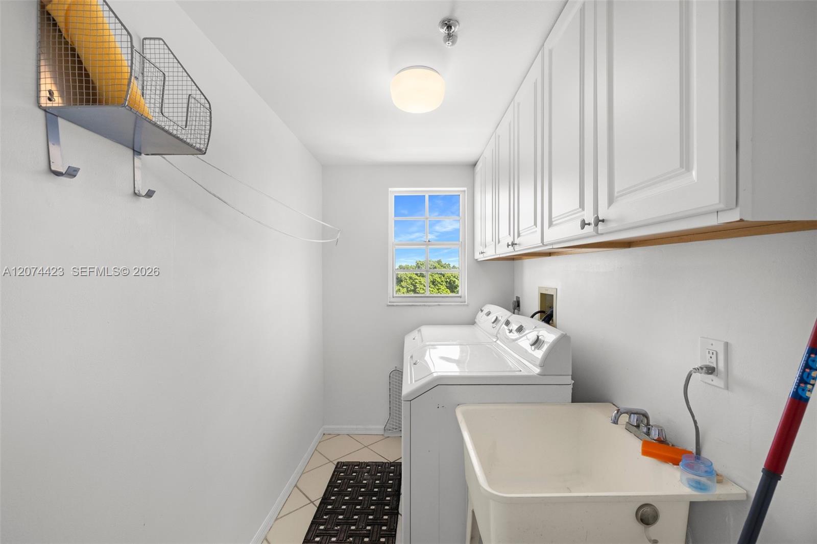 721 Biltmore Way # 601