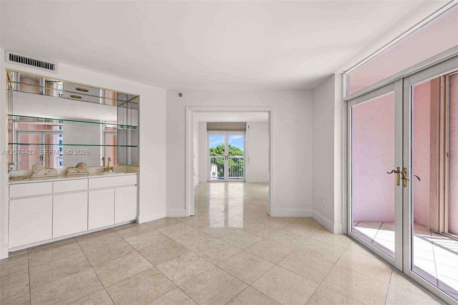 721 Biltmore Way # 601