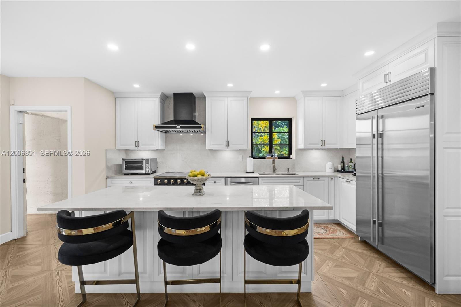 1140 Asturia Ave