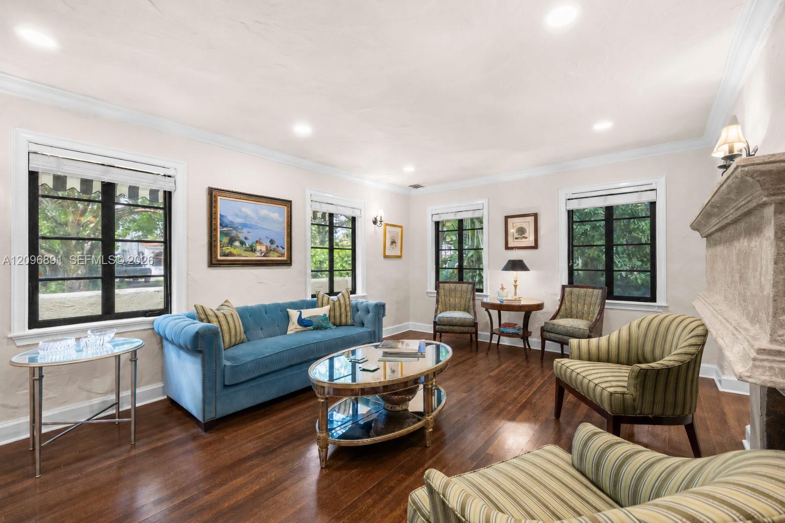 1140 Asturia Ave