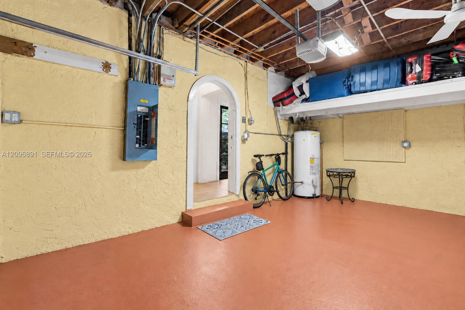 1140 Asturia Ave