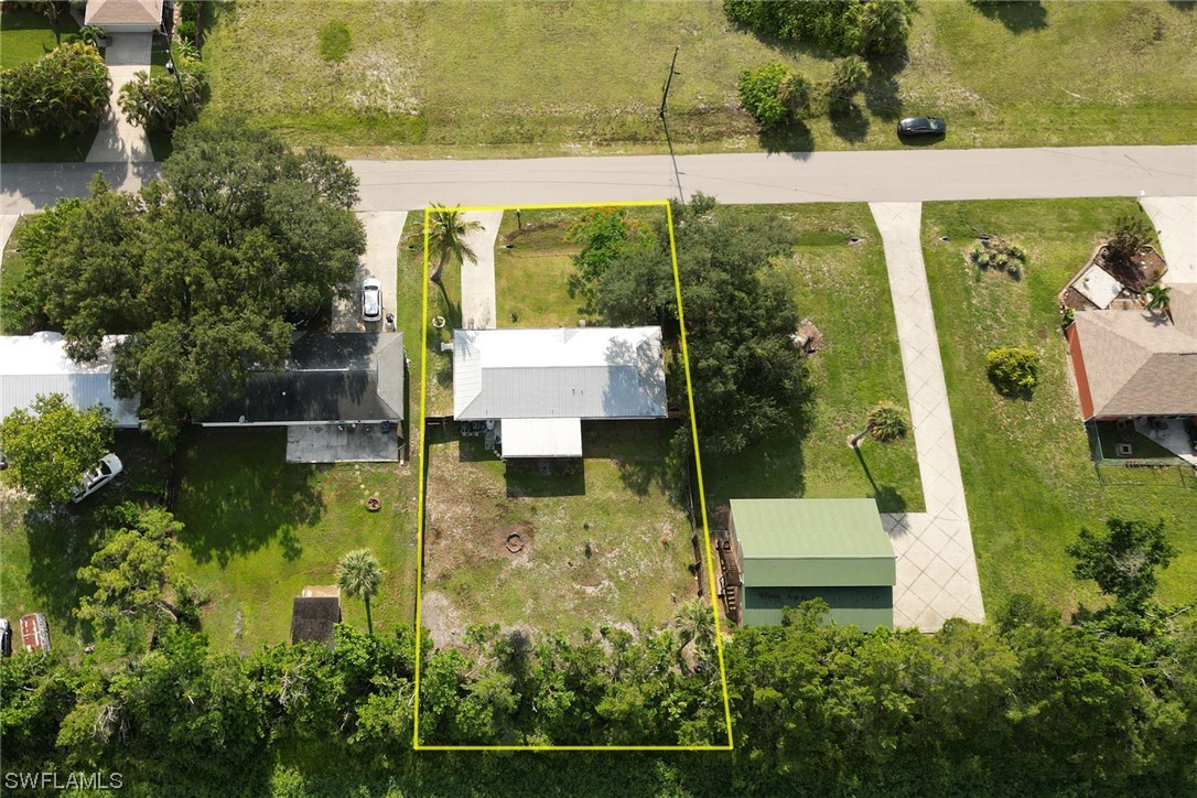2220 Safe Harbour Court