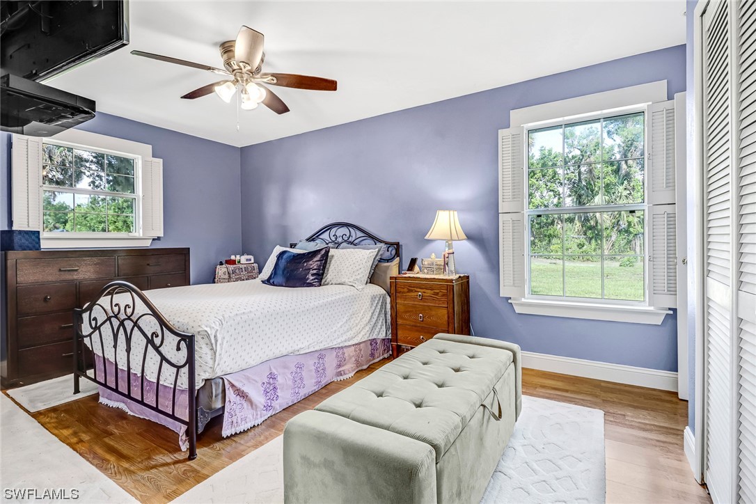 2220 Safe Harbour Court
