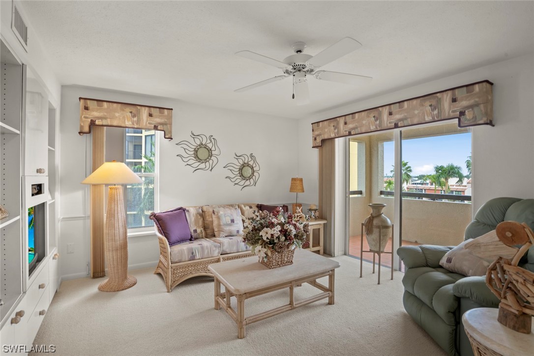 4019 SE 20th Place Unit: 404