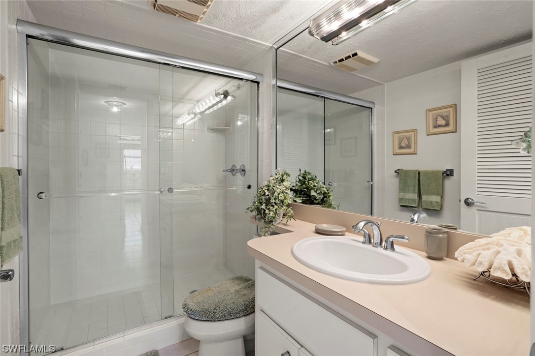 4019 SE 20th Place Unit: 404