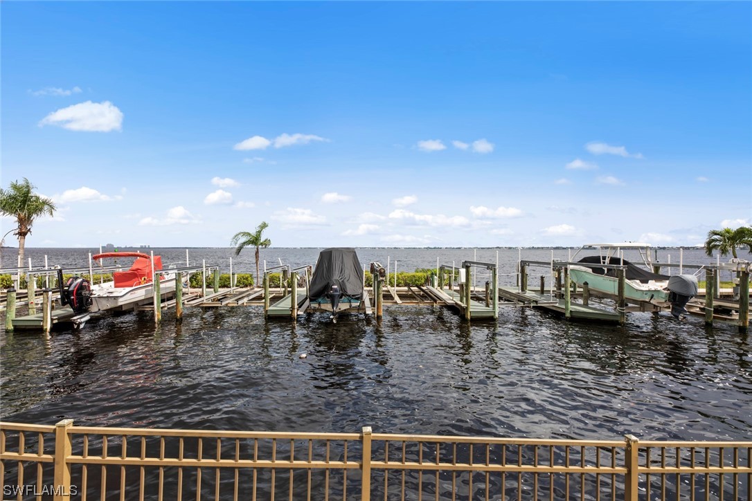 4019 SE 20th Place Unit: 404