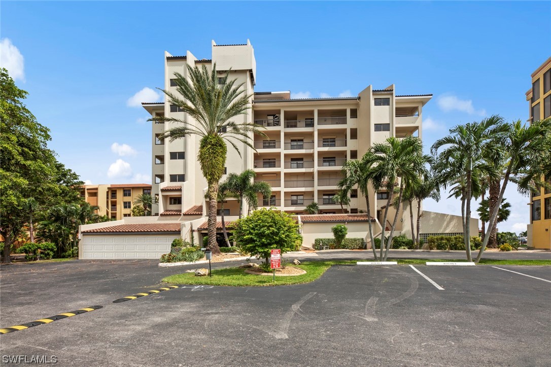 4019 SE 20th Place Unit: 404