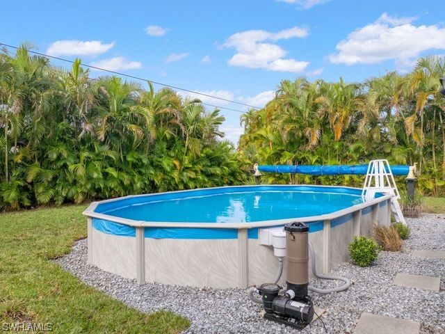 606 SW 10th Place