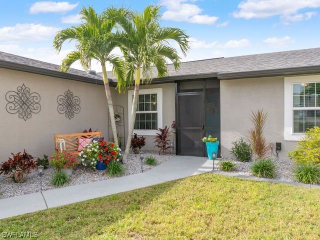 606 SW 10th Place