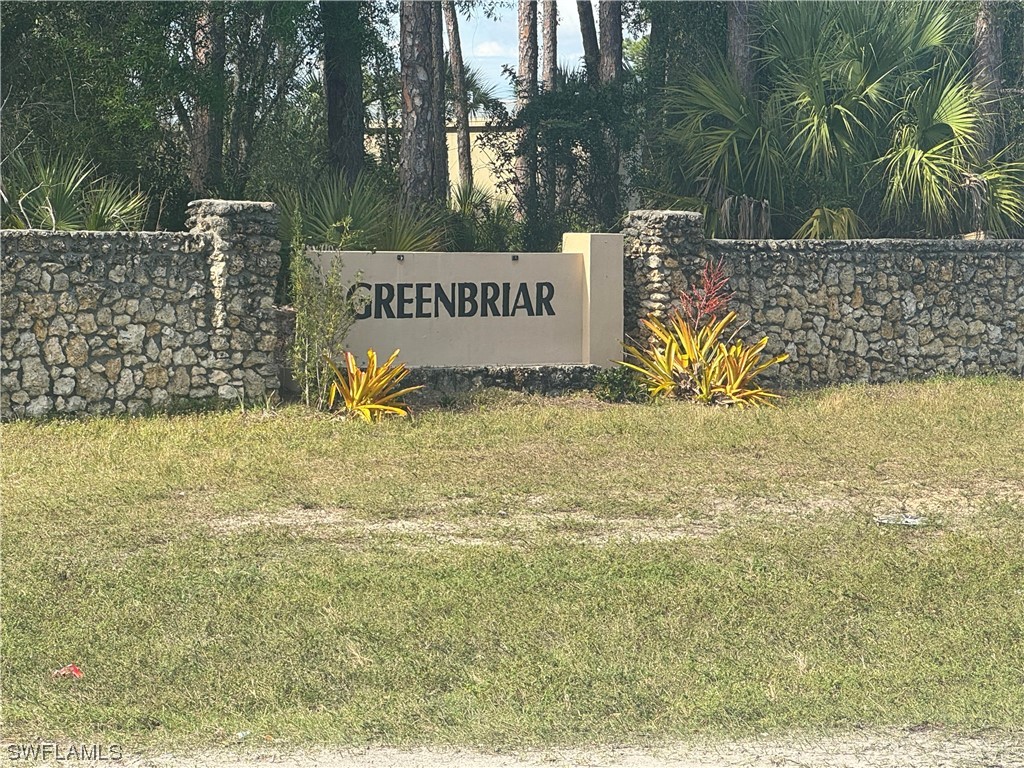 437 Greenbriar Boulevard