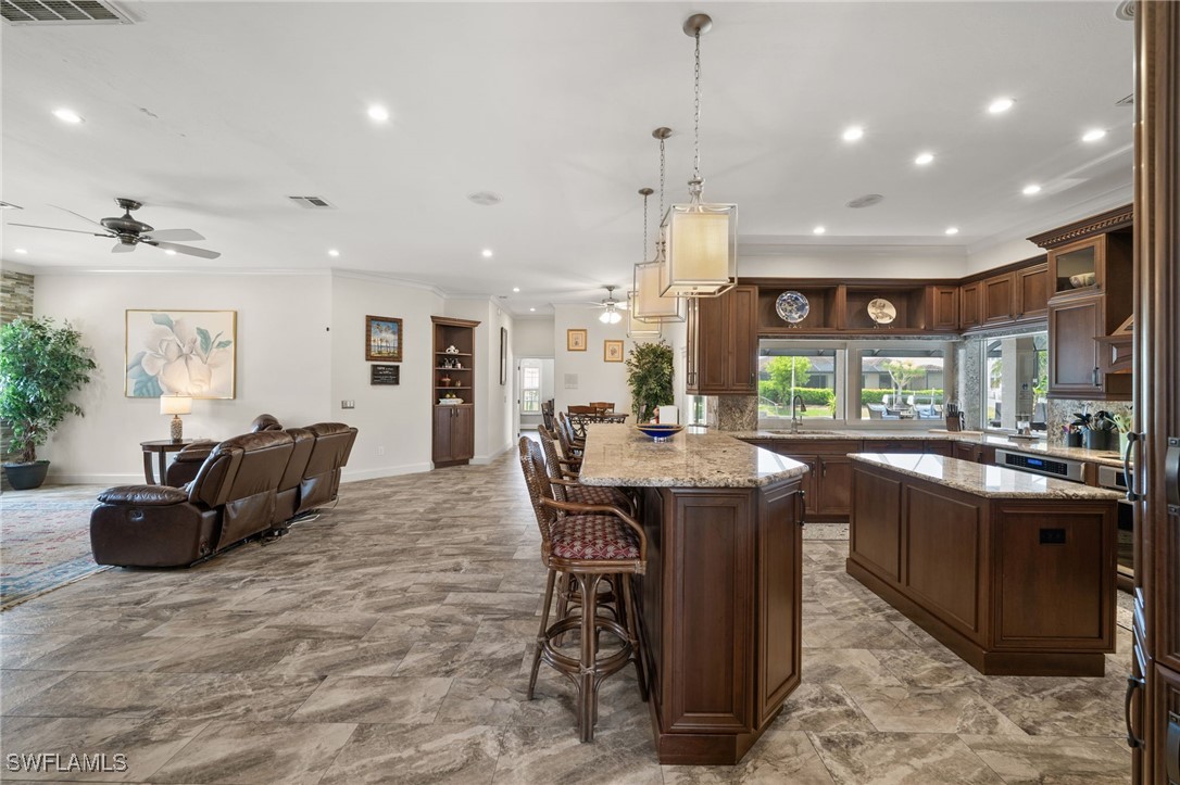 842 Miramar CT