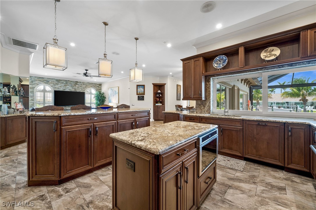842 Miramar CT