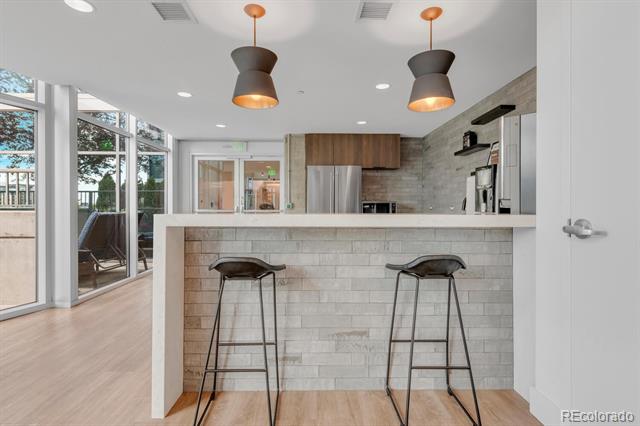 1700 Bassett Street Unit: 1418