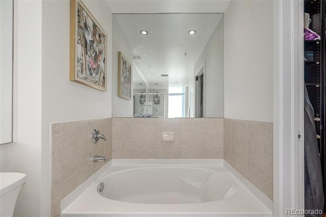 1700 Bassett Street Unit: 1418