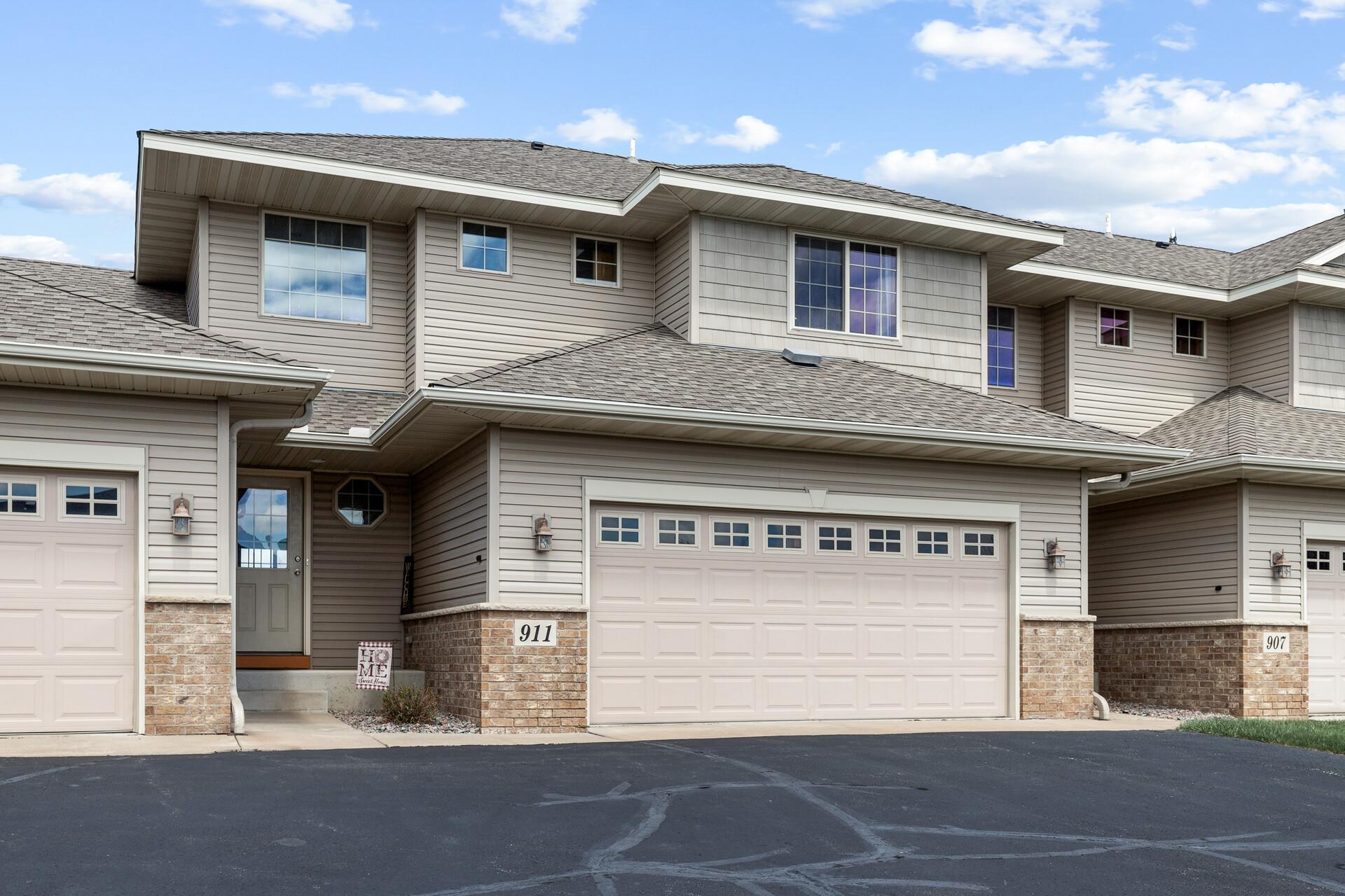 911 Independence Drive NW
