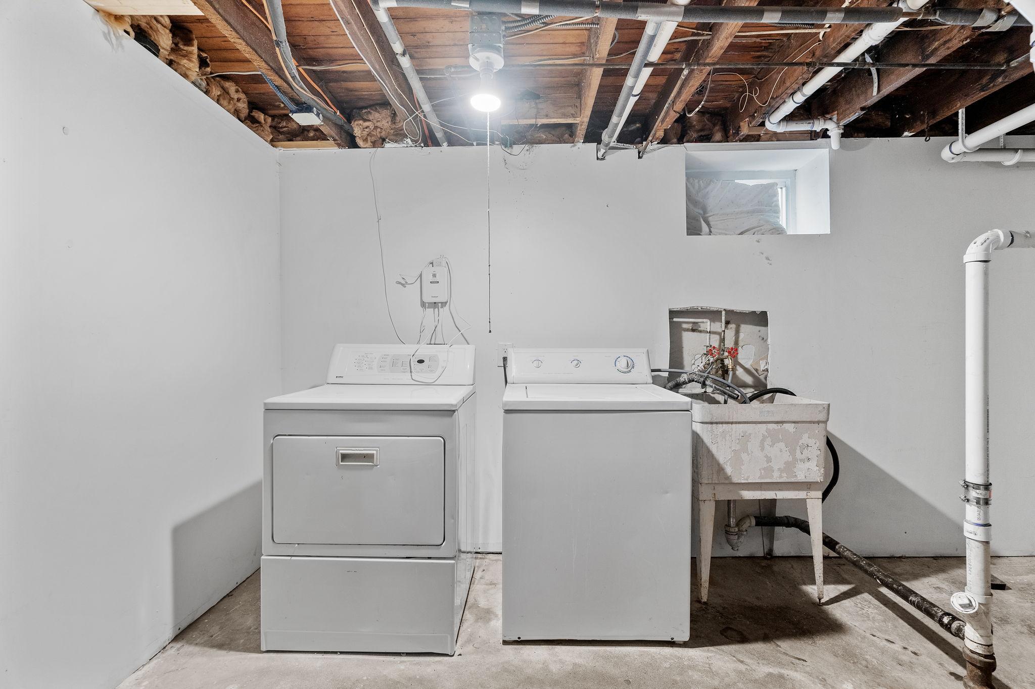 3731 Oliver Avenue N