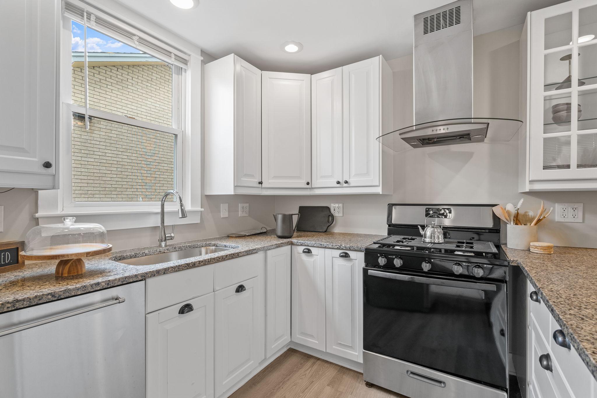 3839 Lyndale Avenue N