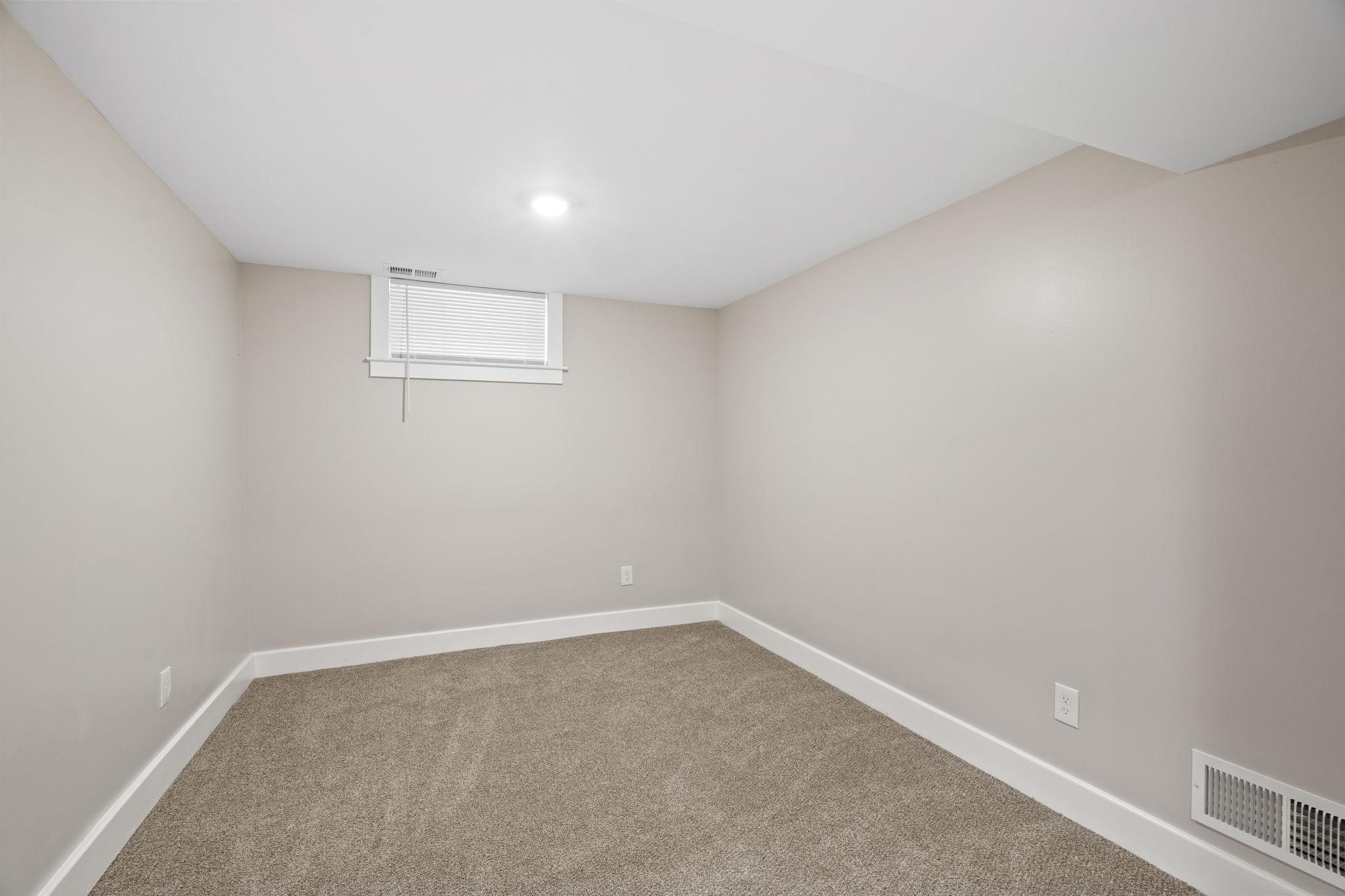 3839 Lyndale Avenue N