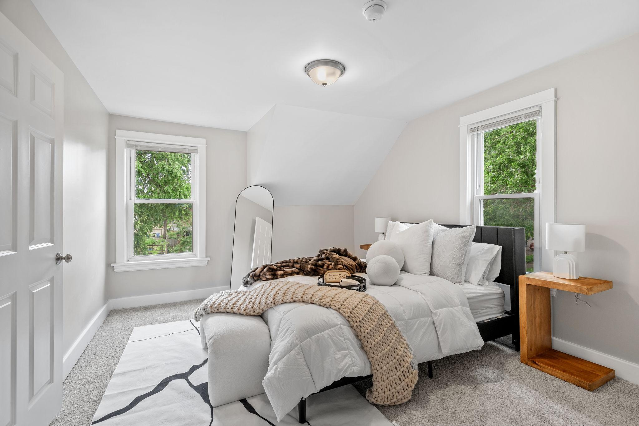 3839 Lyndale Avenue N