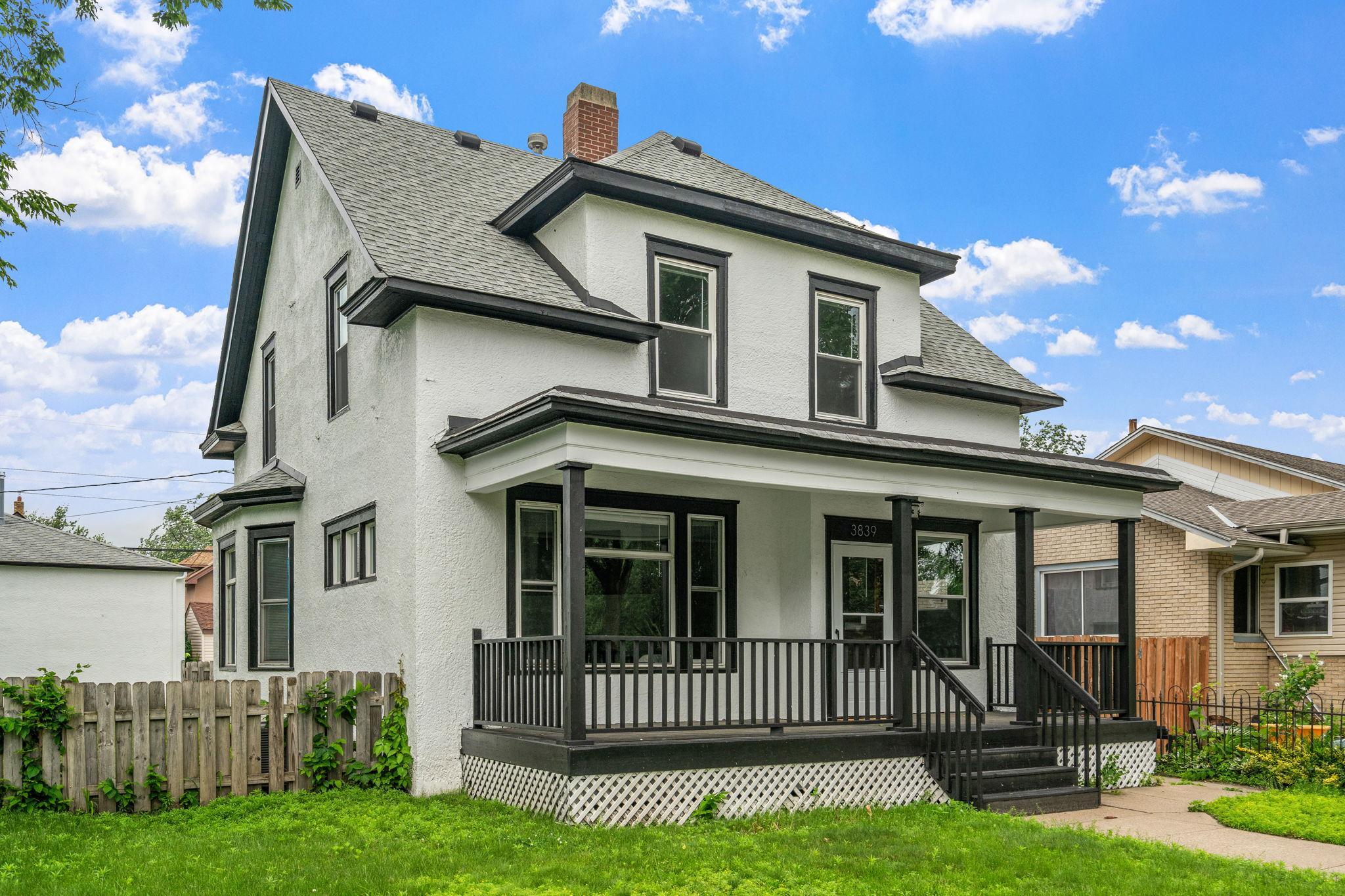 3839 Lyndale Avenue N