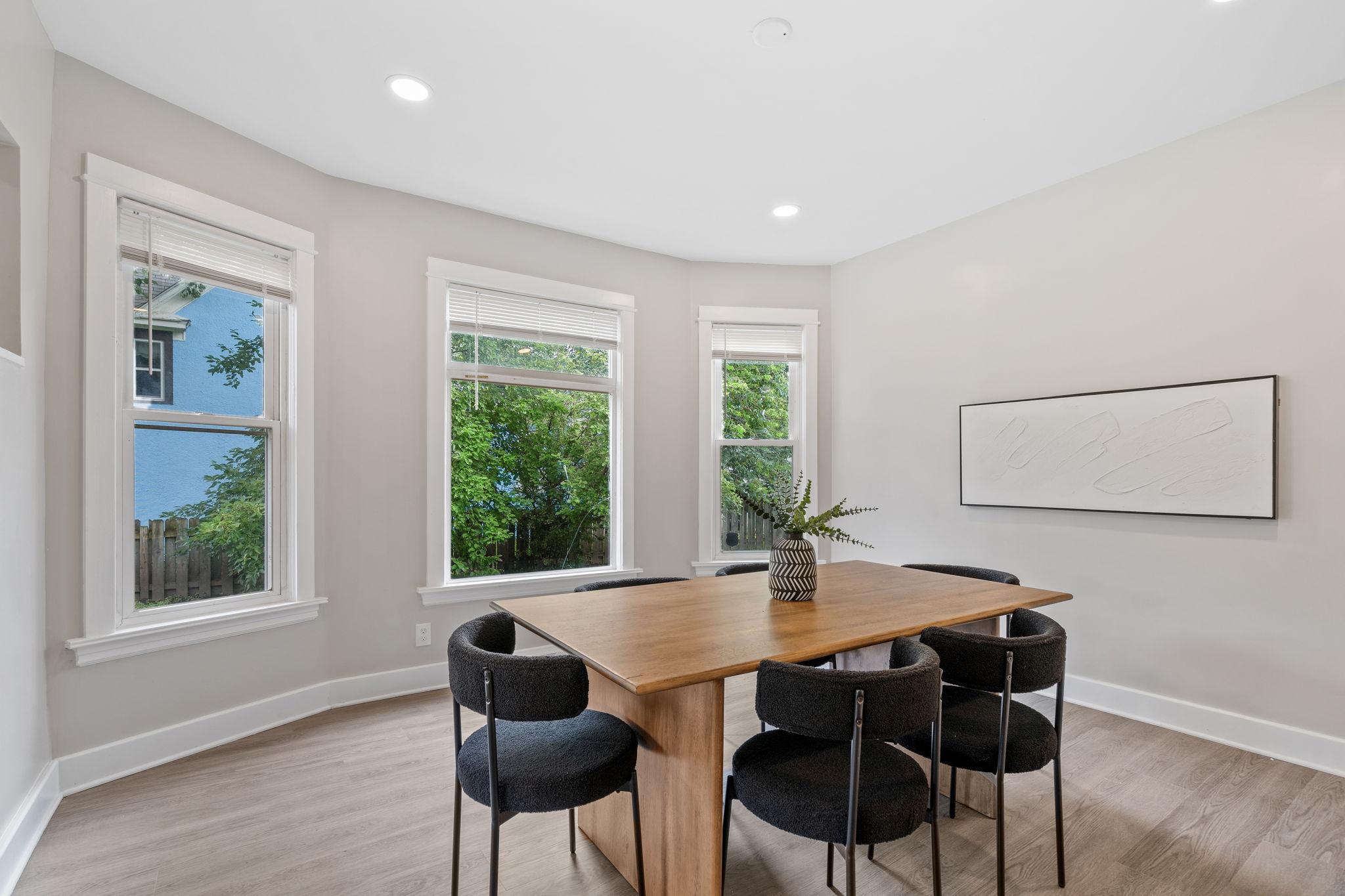 3839 Lyndale Avenue N