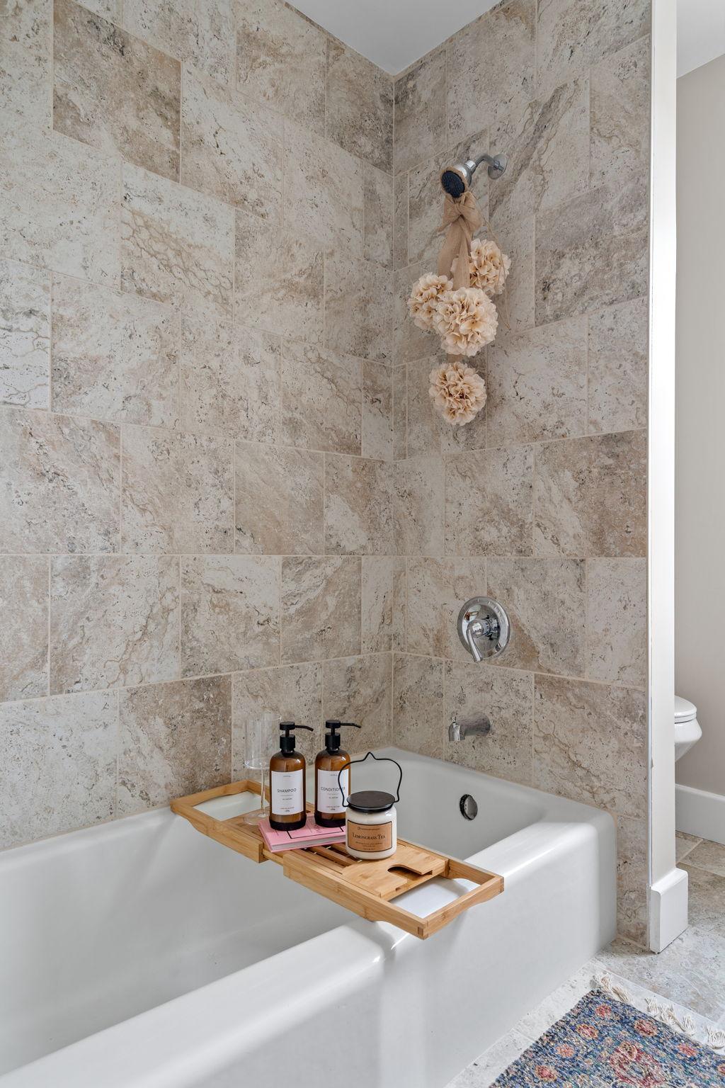 3839 Lyndale Avenue N