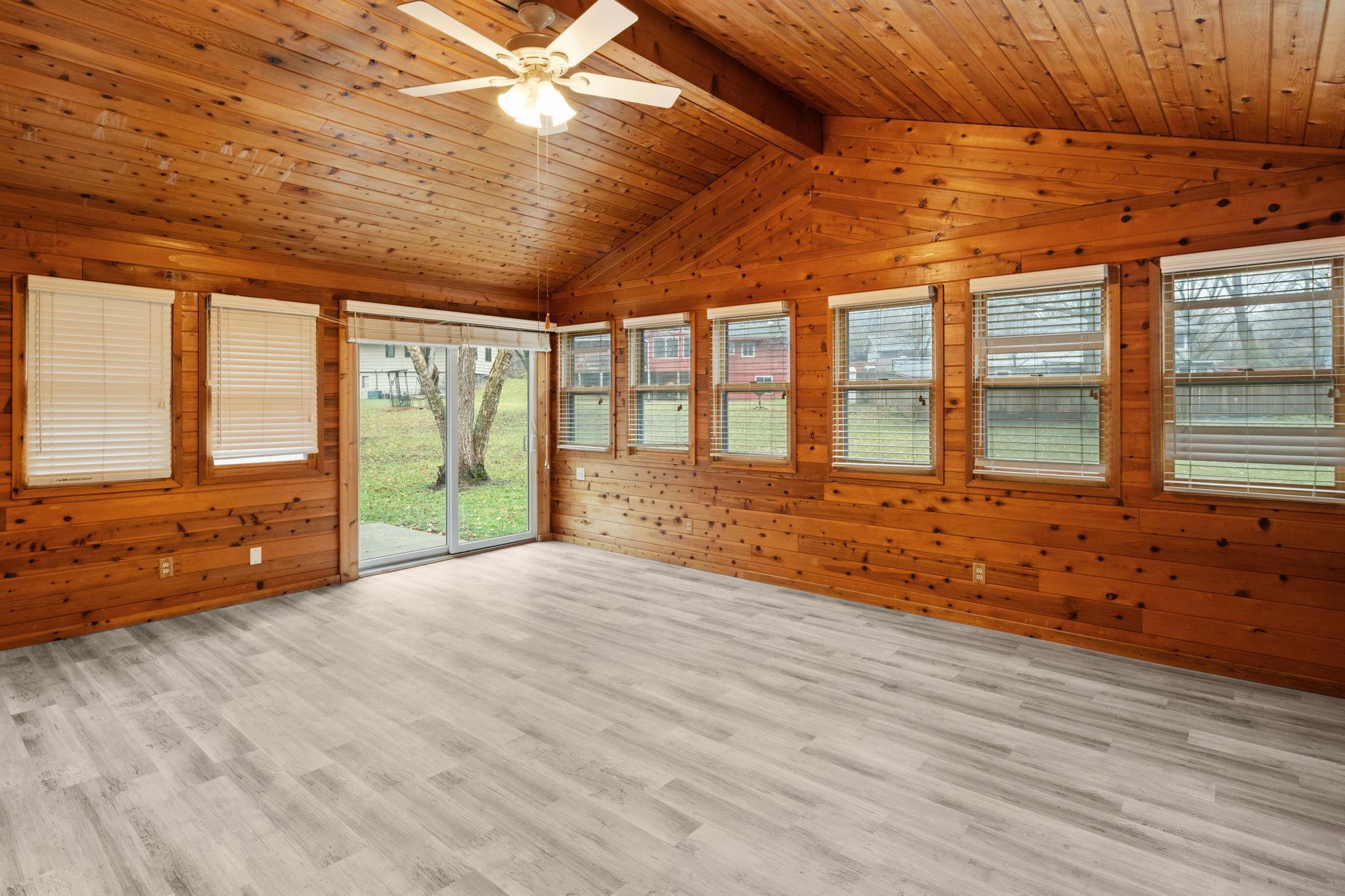 13304 Pine Ridge Road