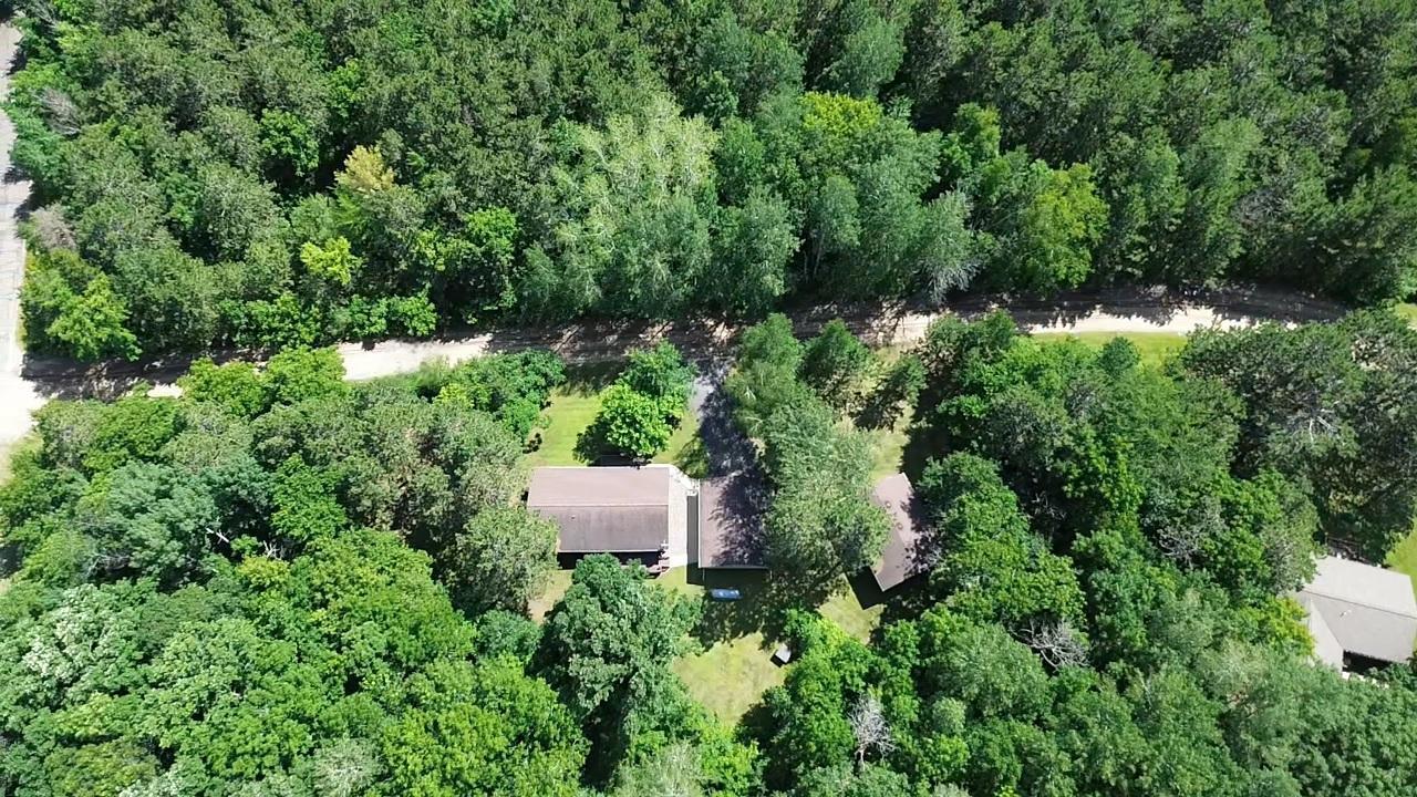 13716 Lakeview Circle