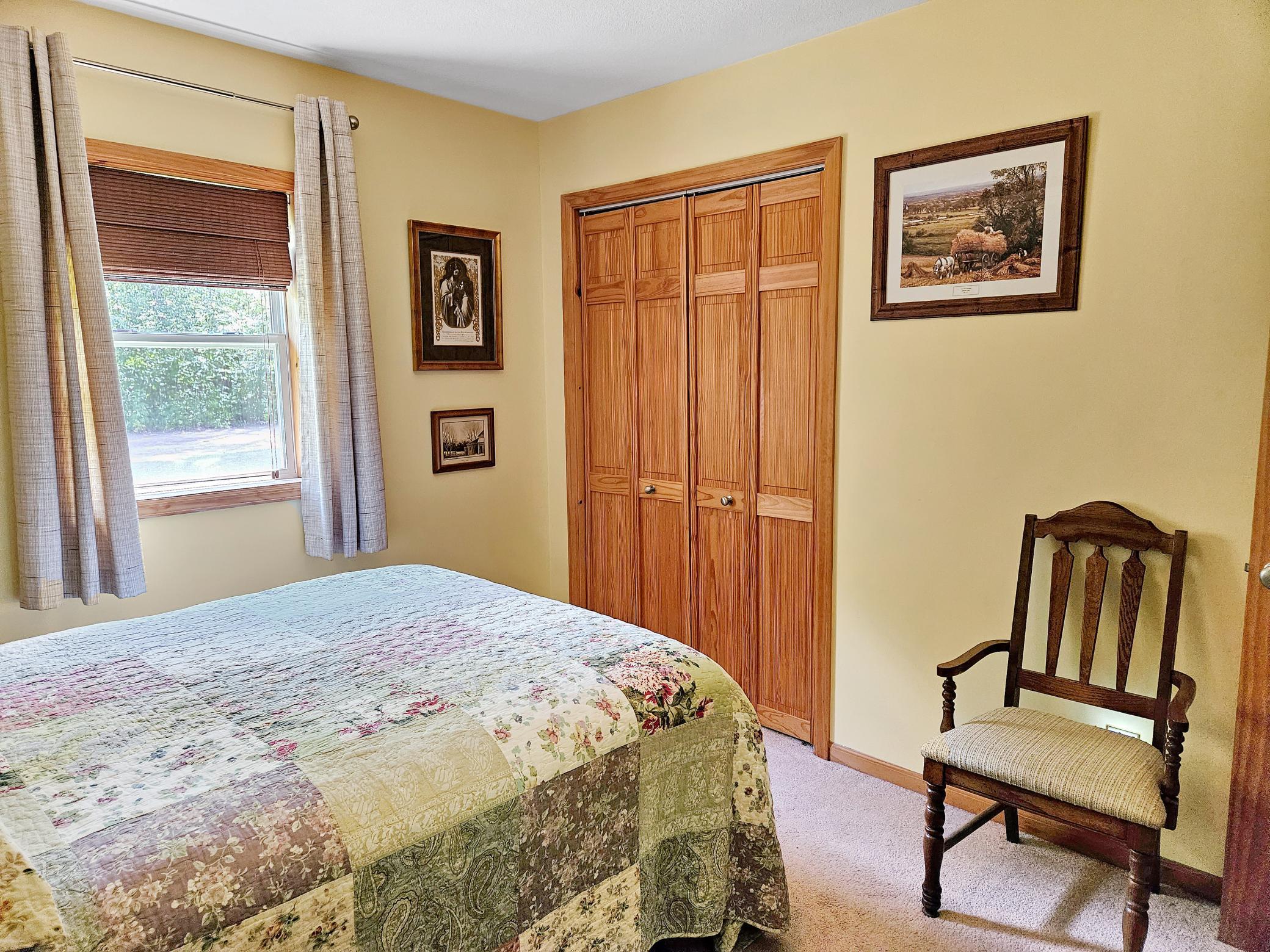 13716 Lakeview Circle