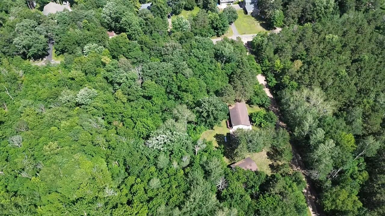 13716 Lakeview Circle