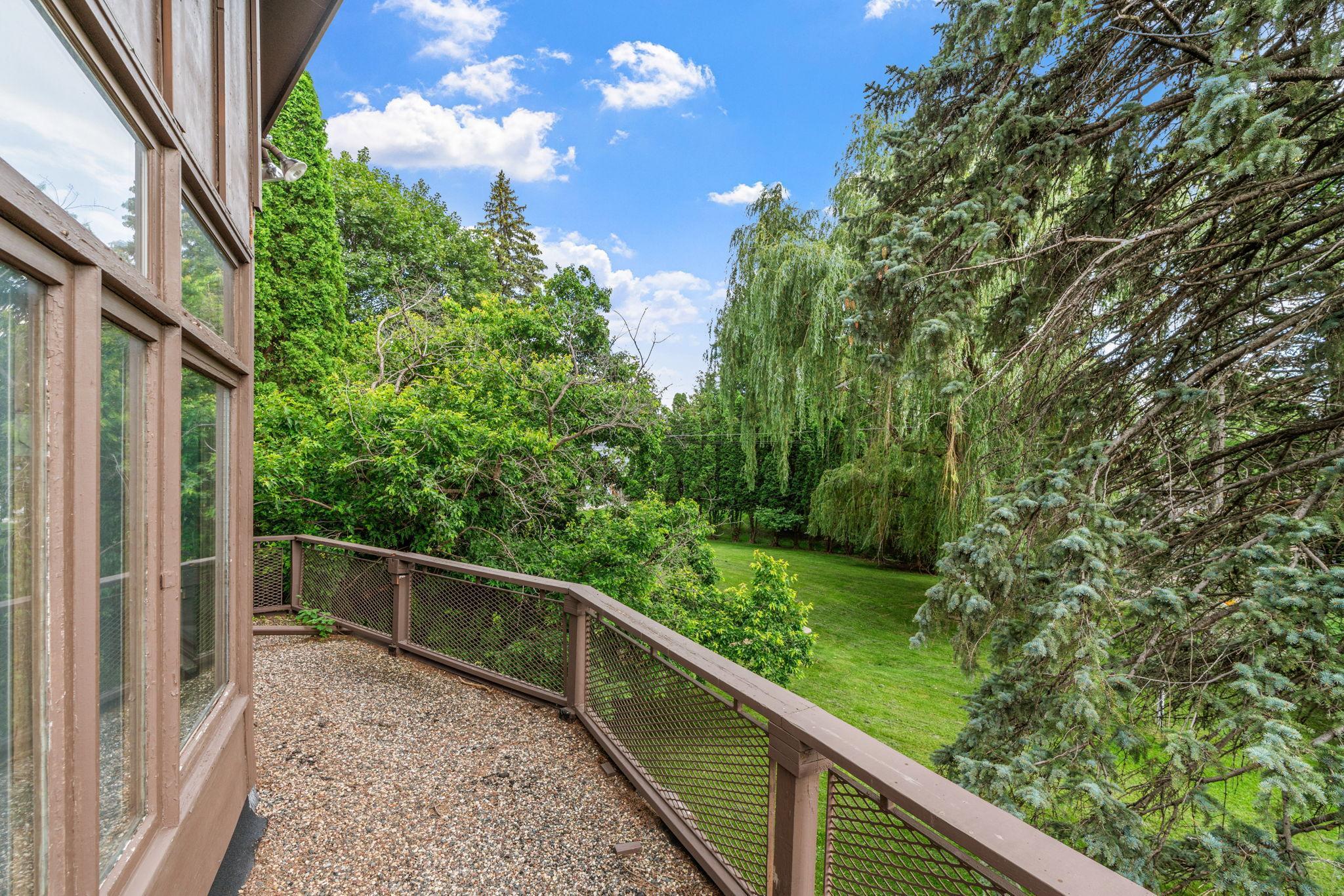 2160 Upper Saint Dennis Road