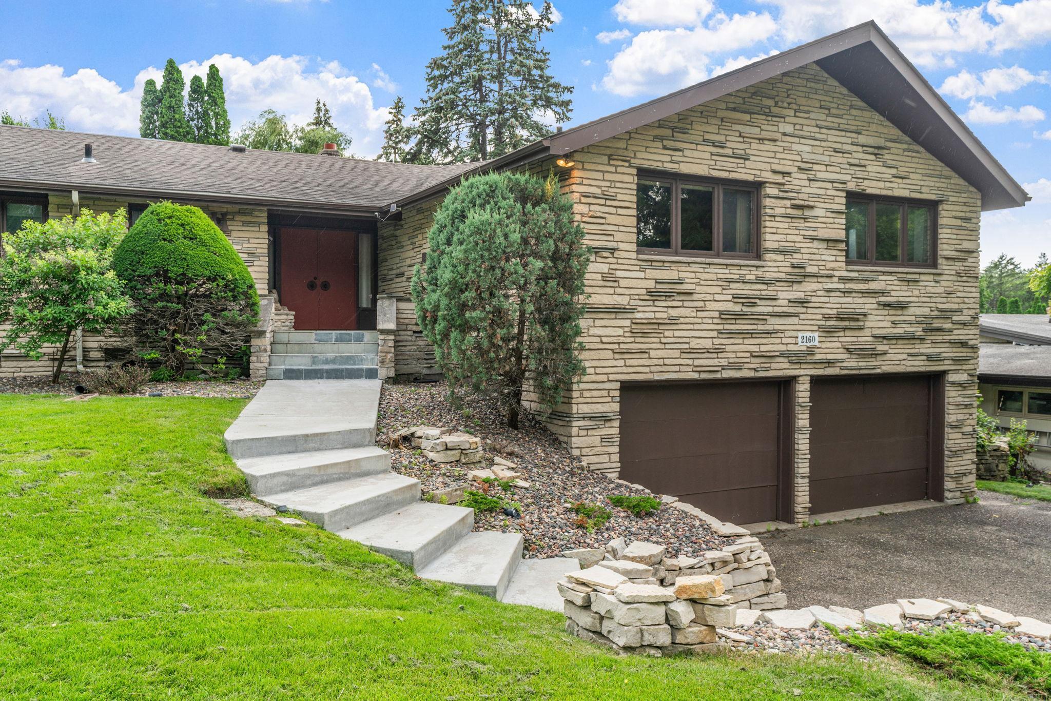 2160 Upper Saint Dennis Road