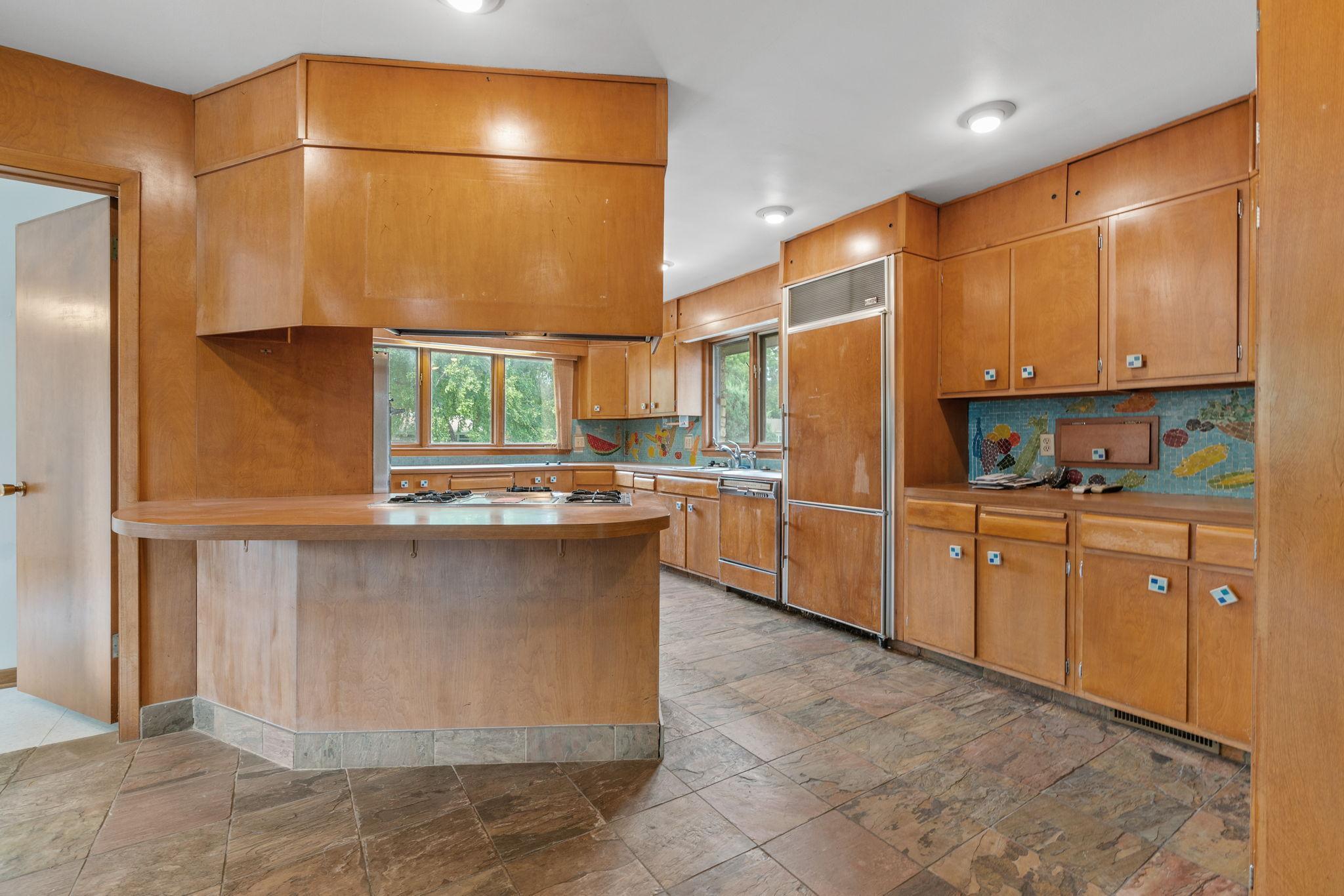 2160 Upper Saint Dennis Road