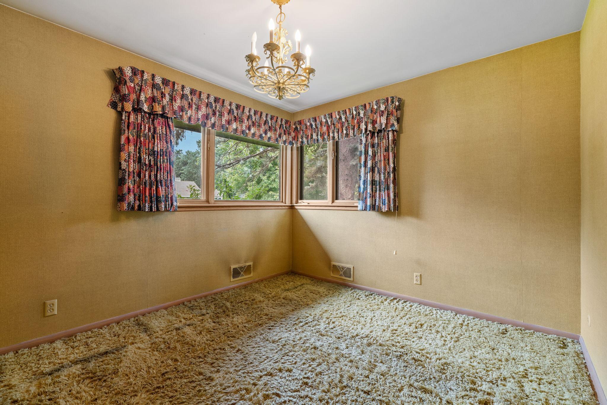 2160 Upper Saint Dennis Road