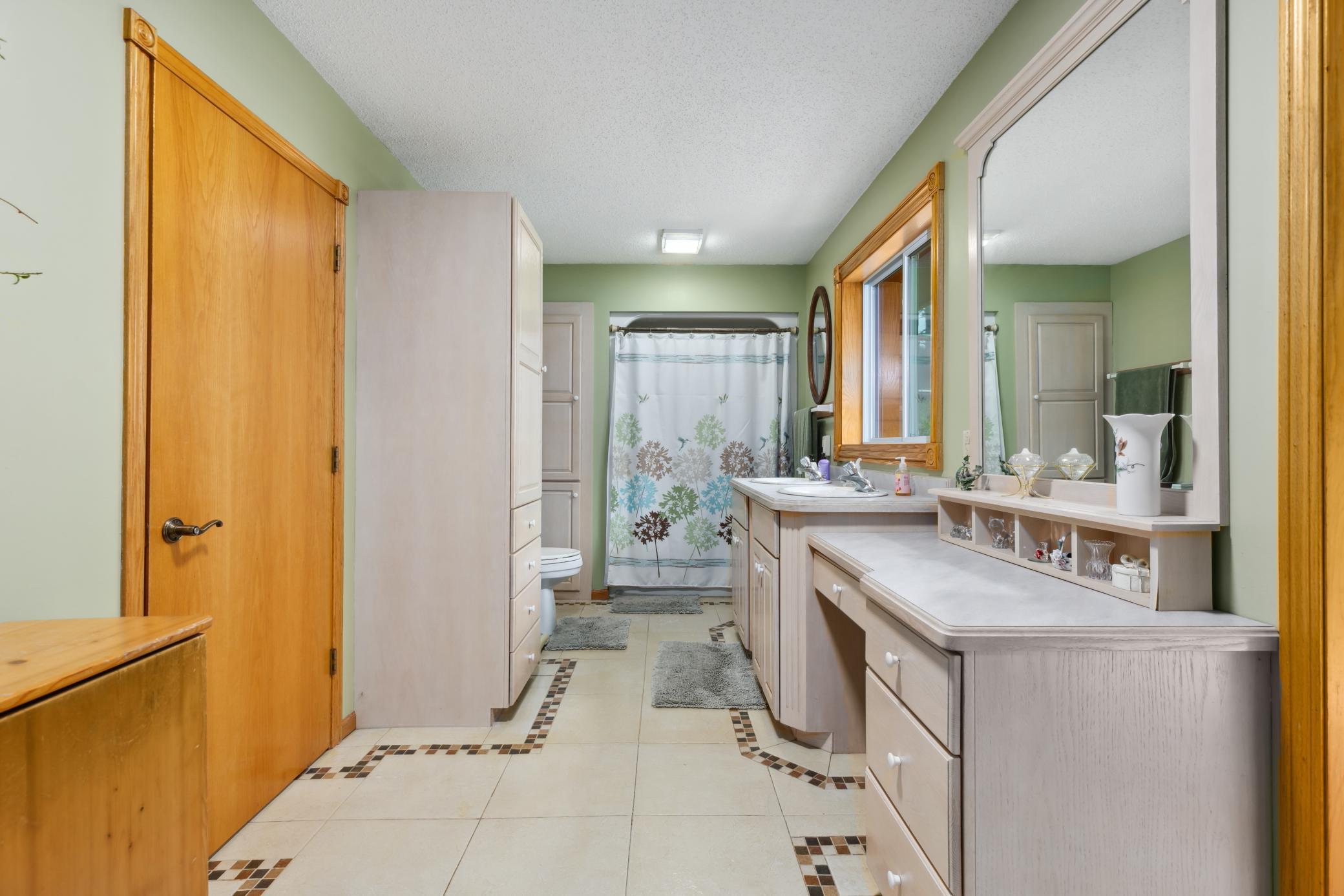 13038 Executive Acres Road