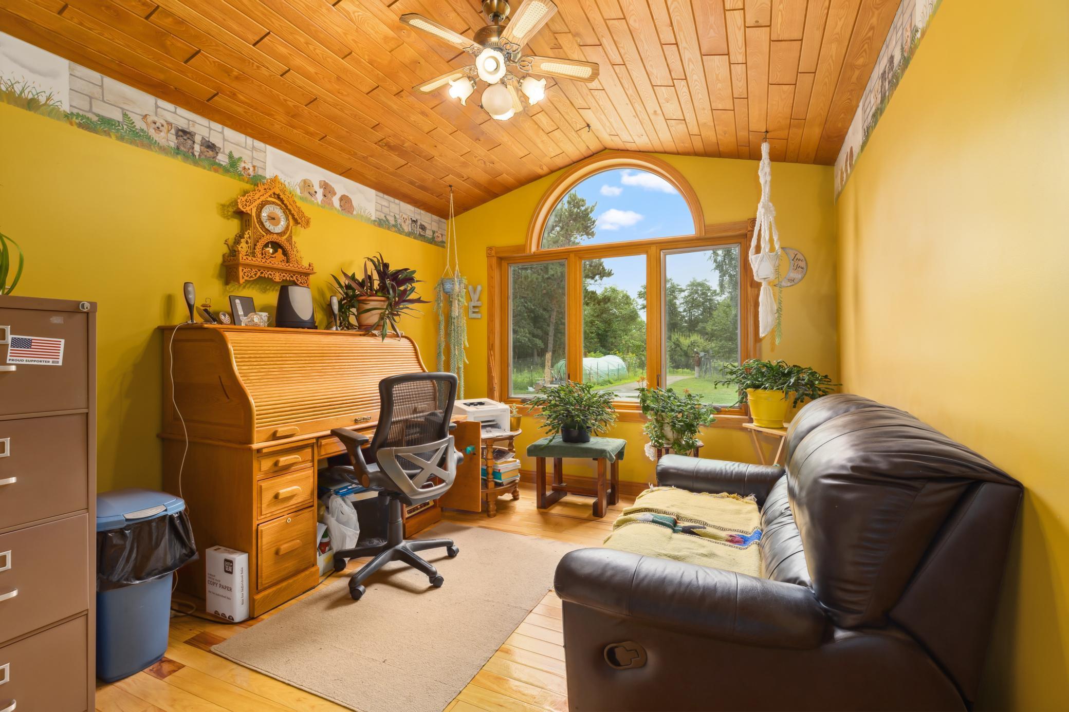 13038 Executive Acres Road