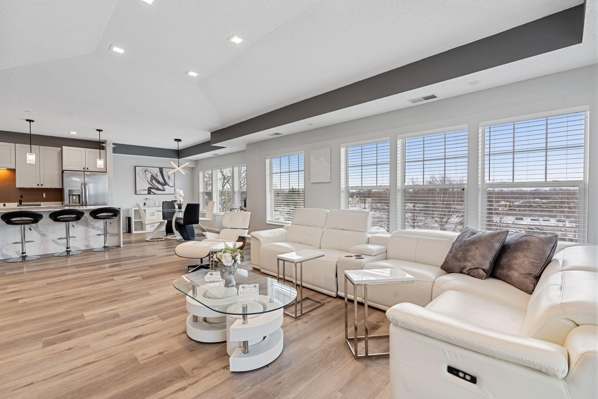 3800 85th Avenue N Unit: 316