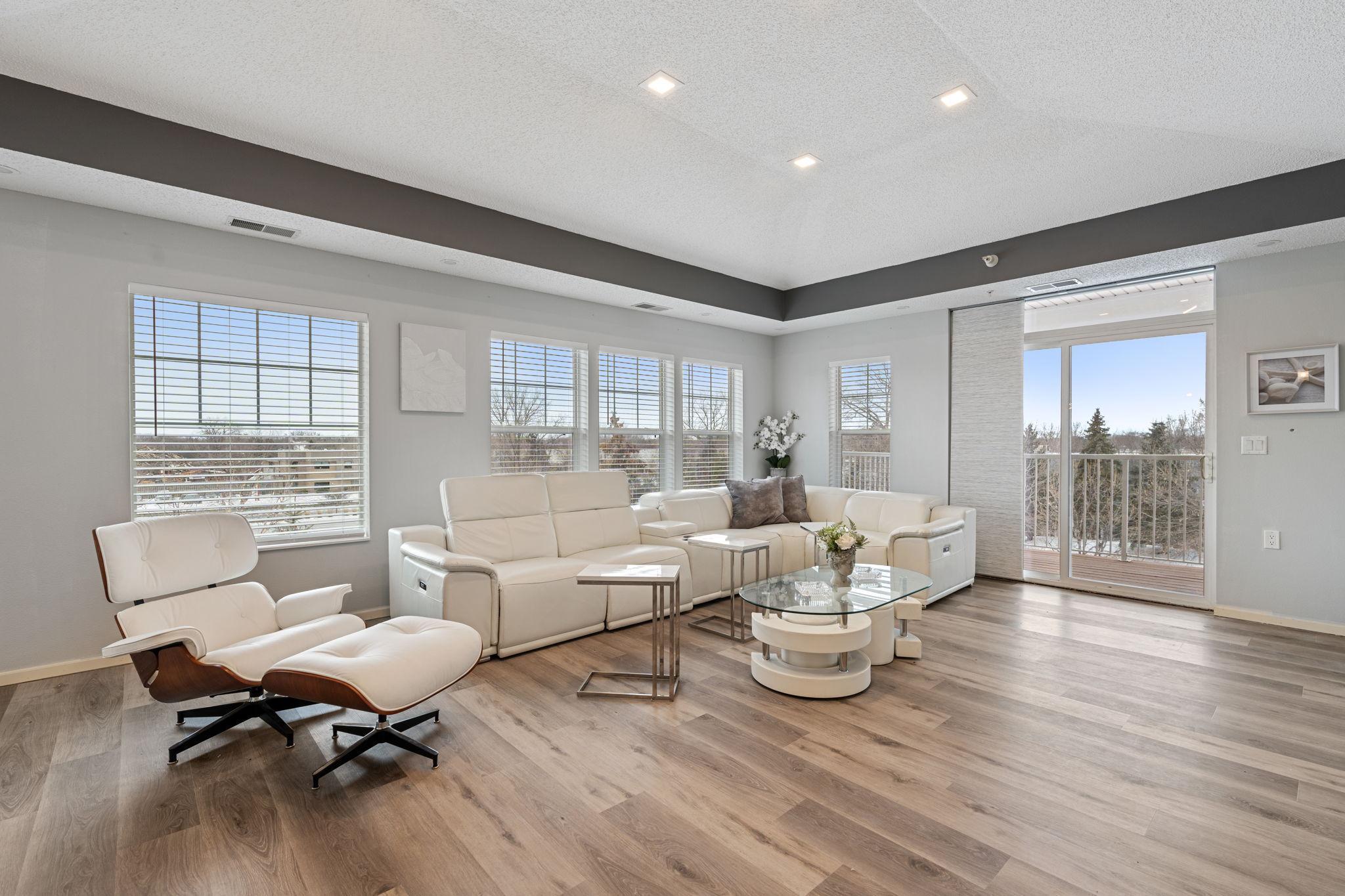 3800 85th Avenue N Unit: 316