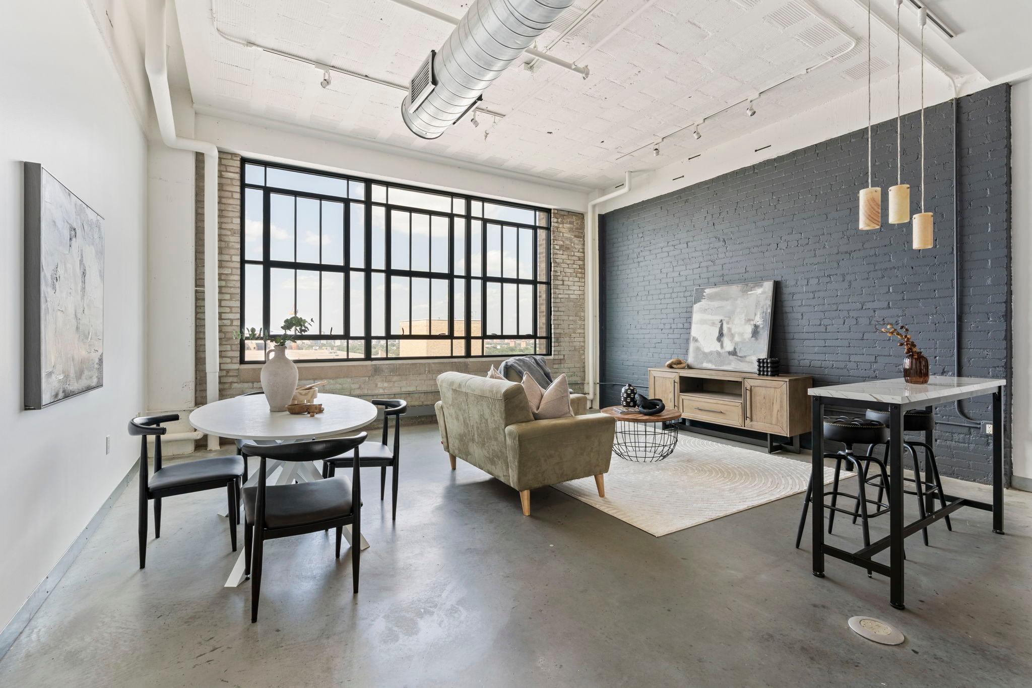 2929 Chicago Avenue Unit: 1208