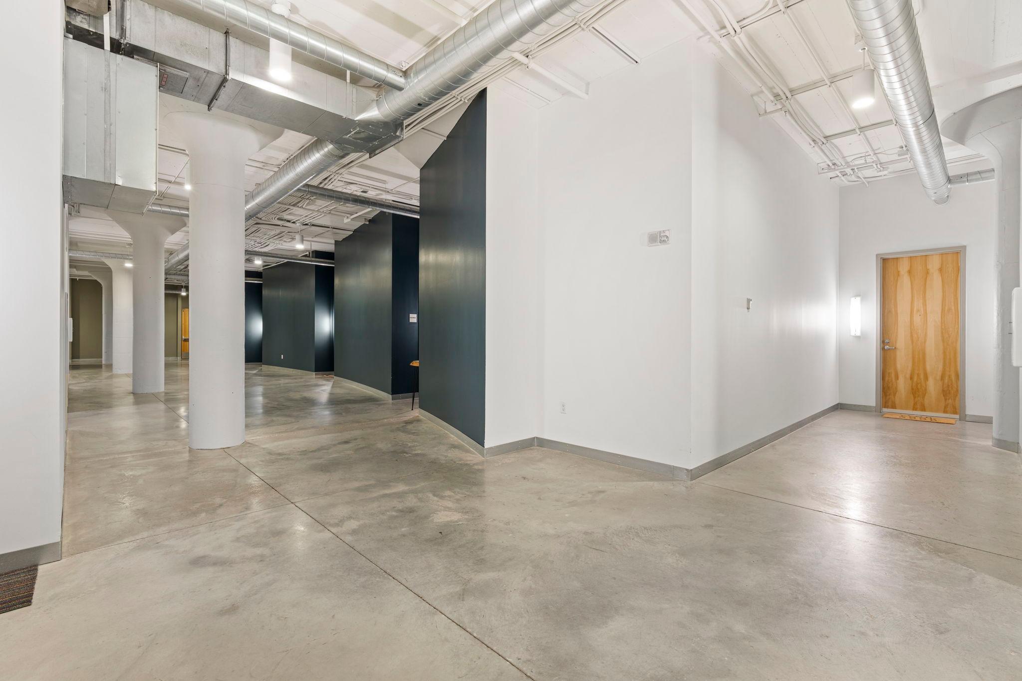 2929 Chicago Avenue Unit: 1208