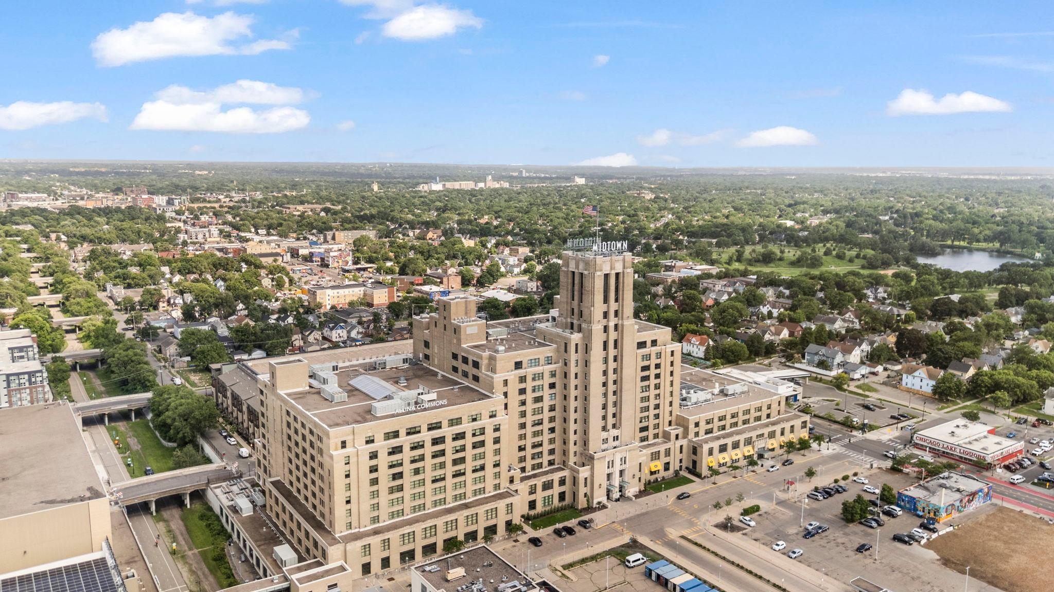 2929 Chicago Avenue Unit: 1208