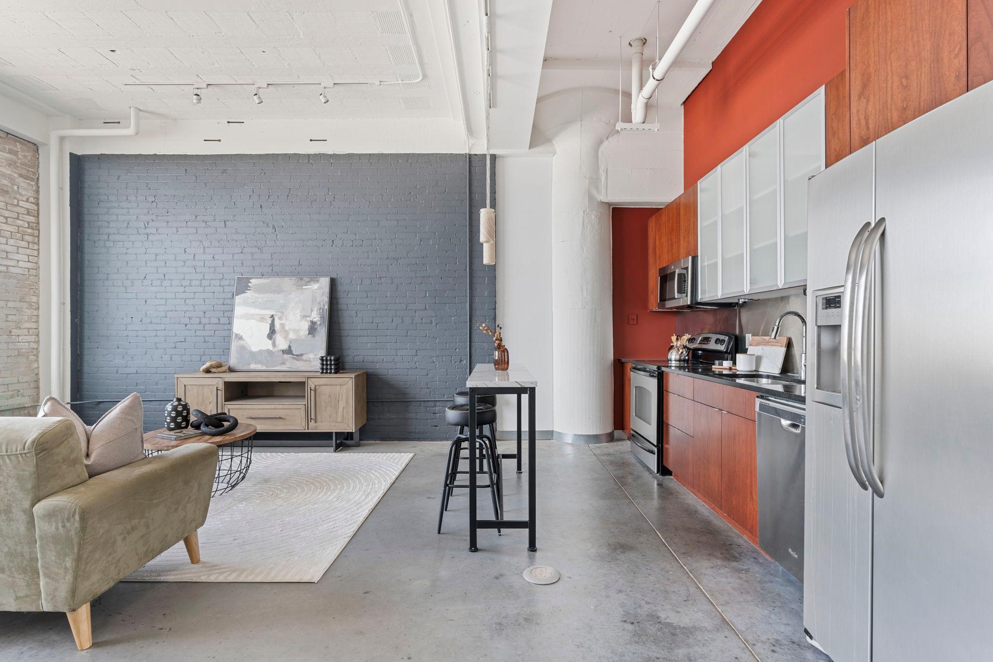 2929 Chicago Avenue Unit: 1208