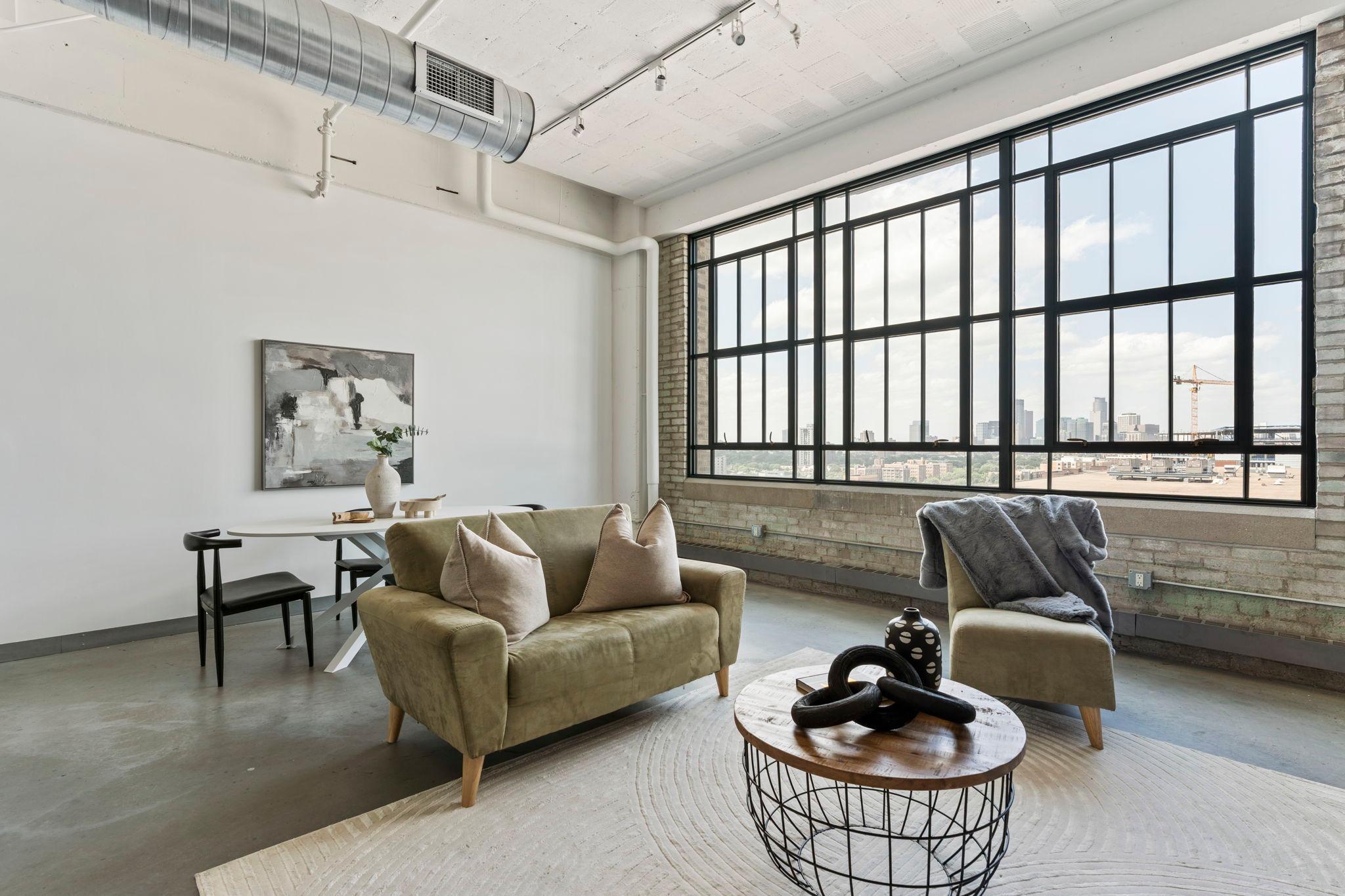 2929 Chicago Avenue Unit: 1208