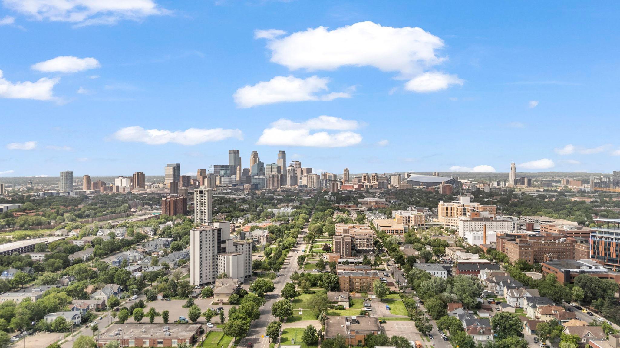 2929 Chicago Avenue Unit: 1208