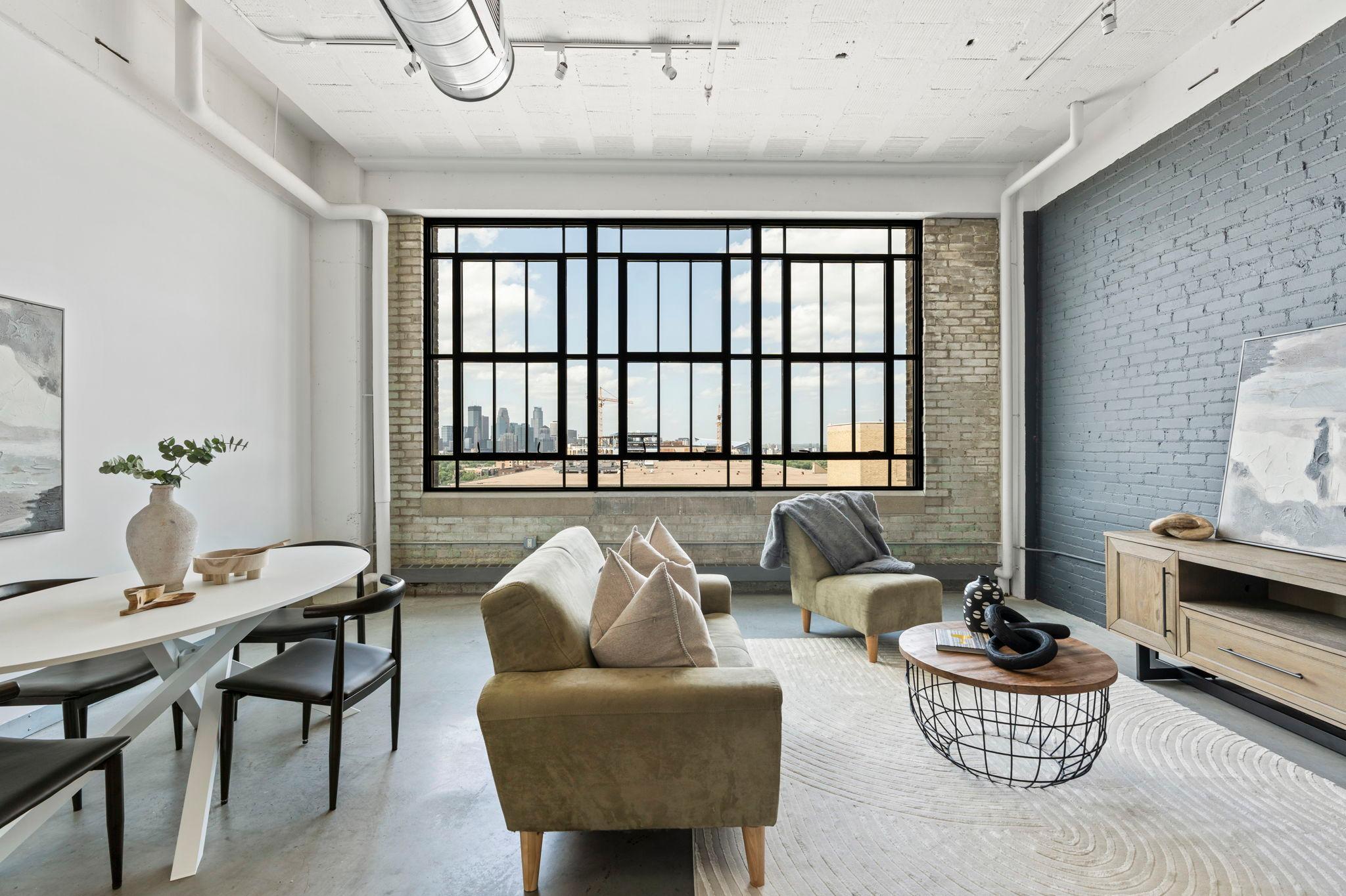 2929 Chicago Avenue Unit: 1208