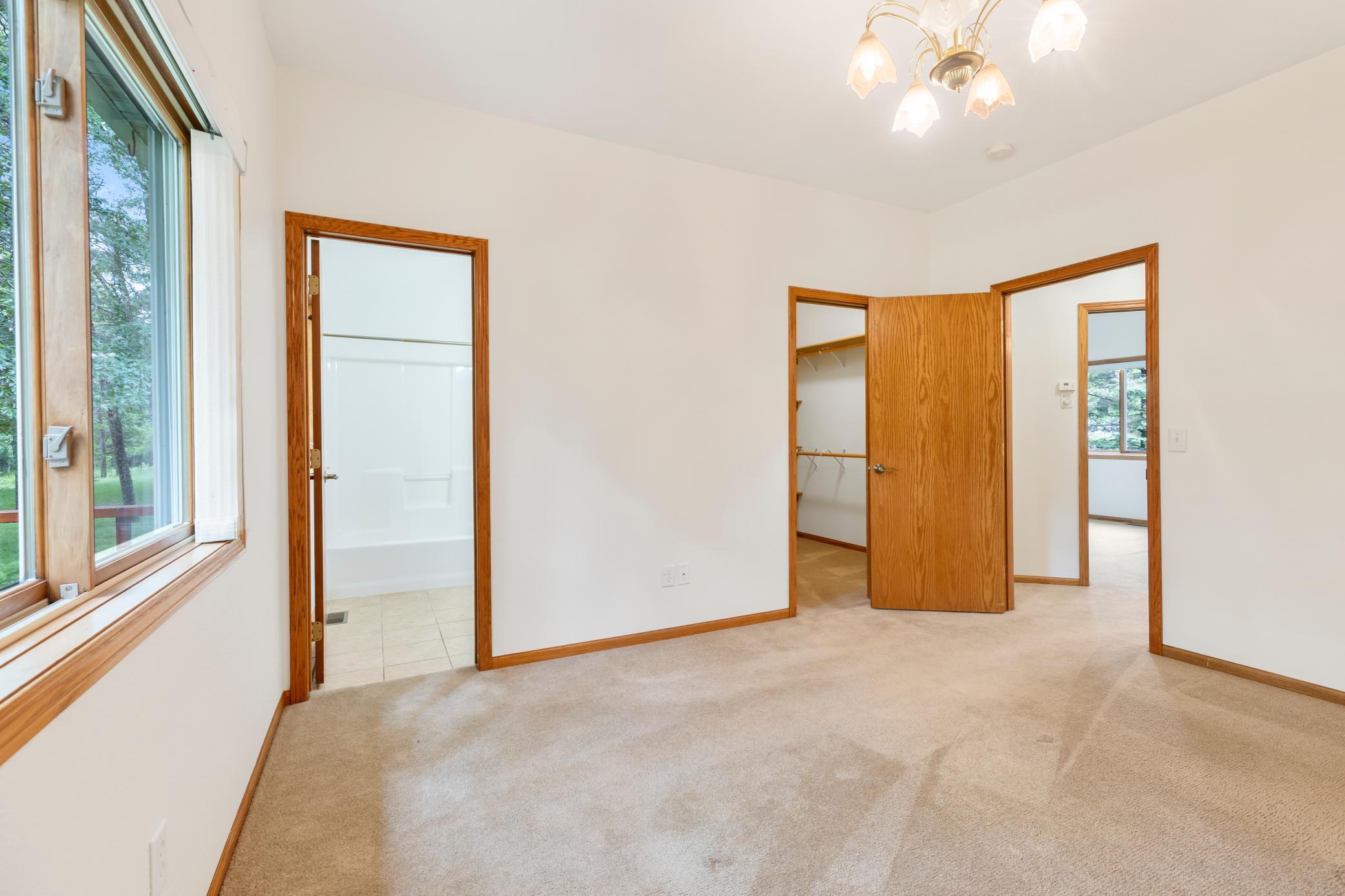 5611 Rush Lake Court