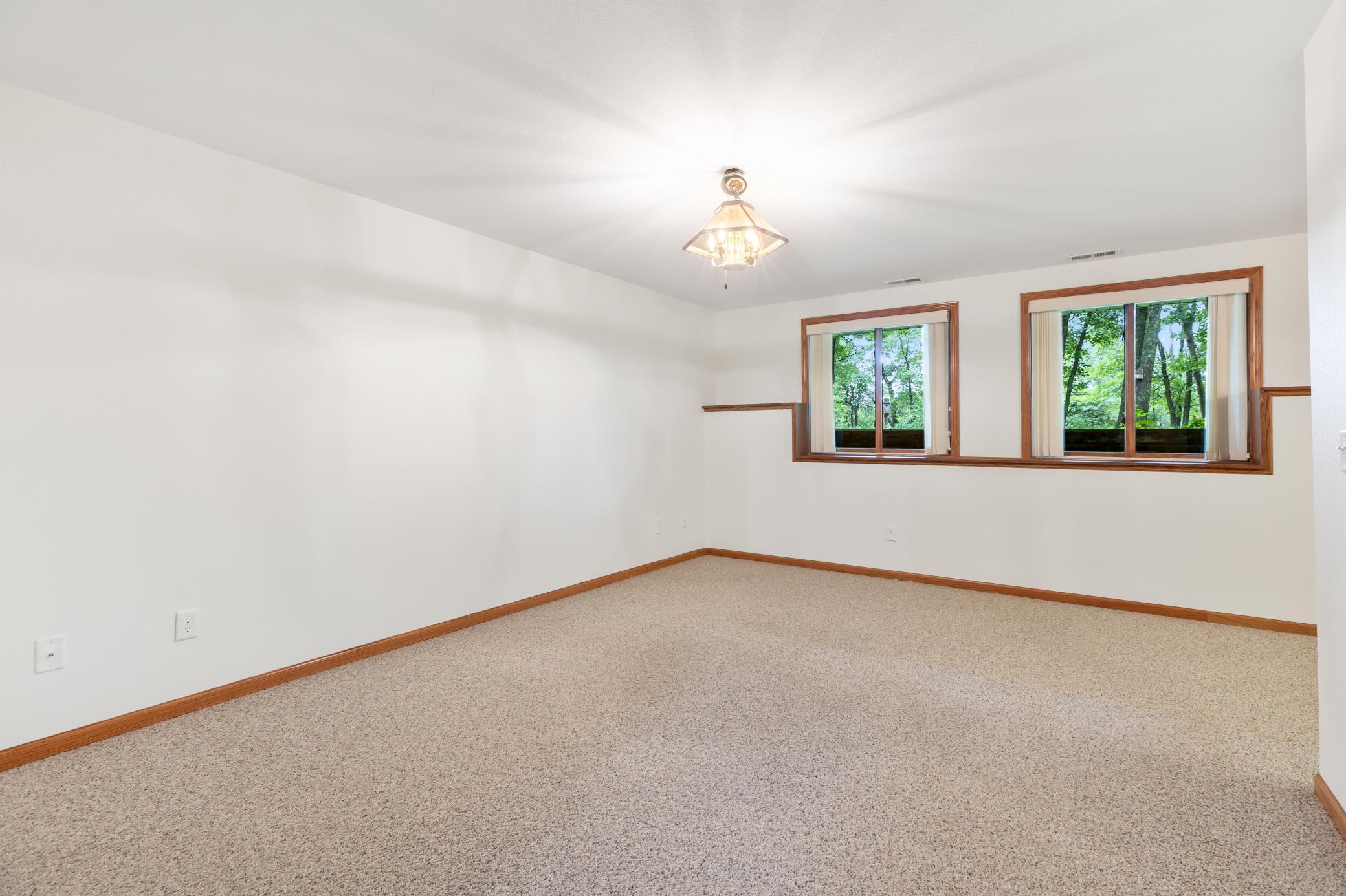 5611 Rush Lake Court