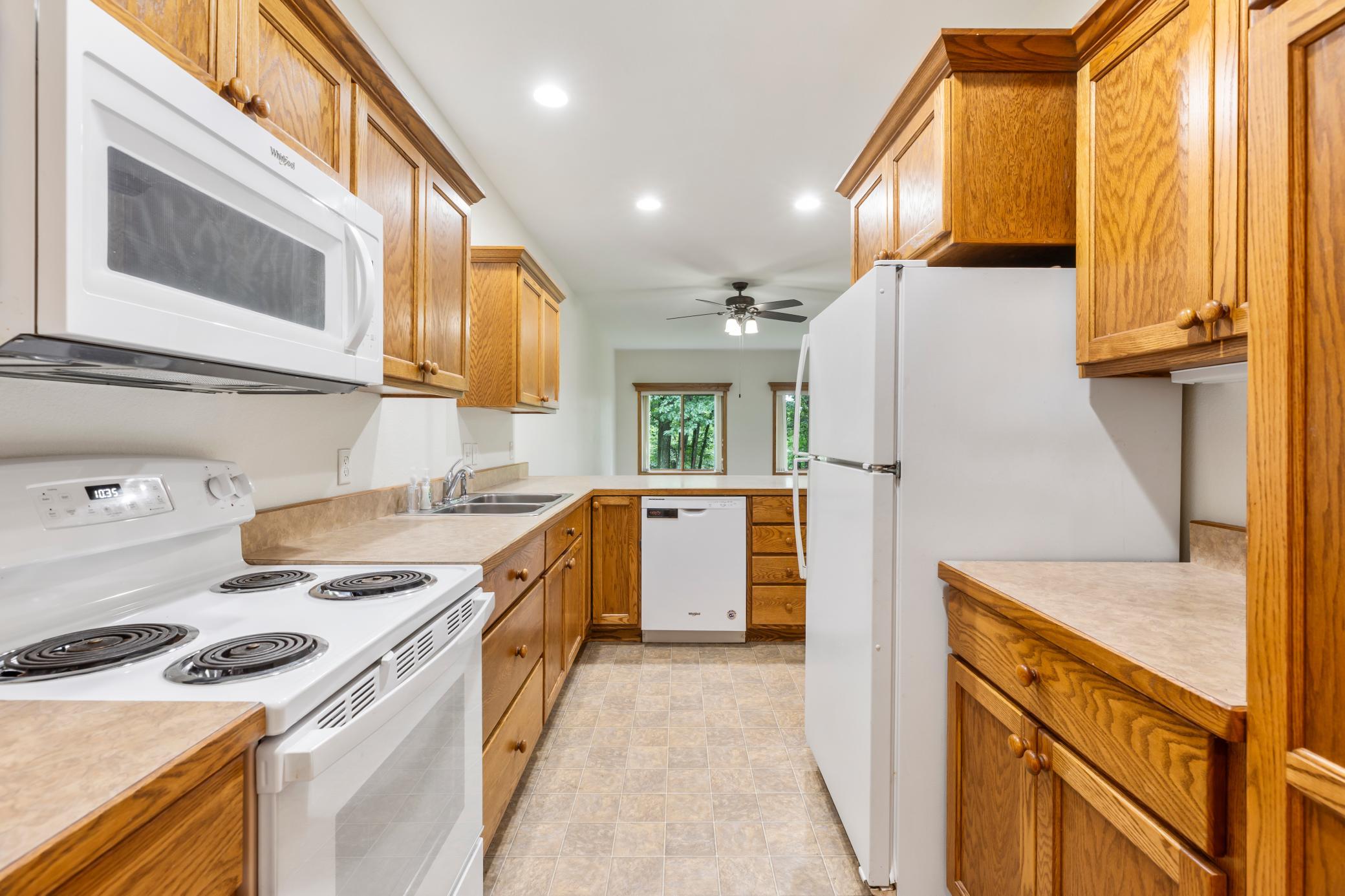 5611 Rush Lake Court