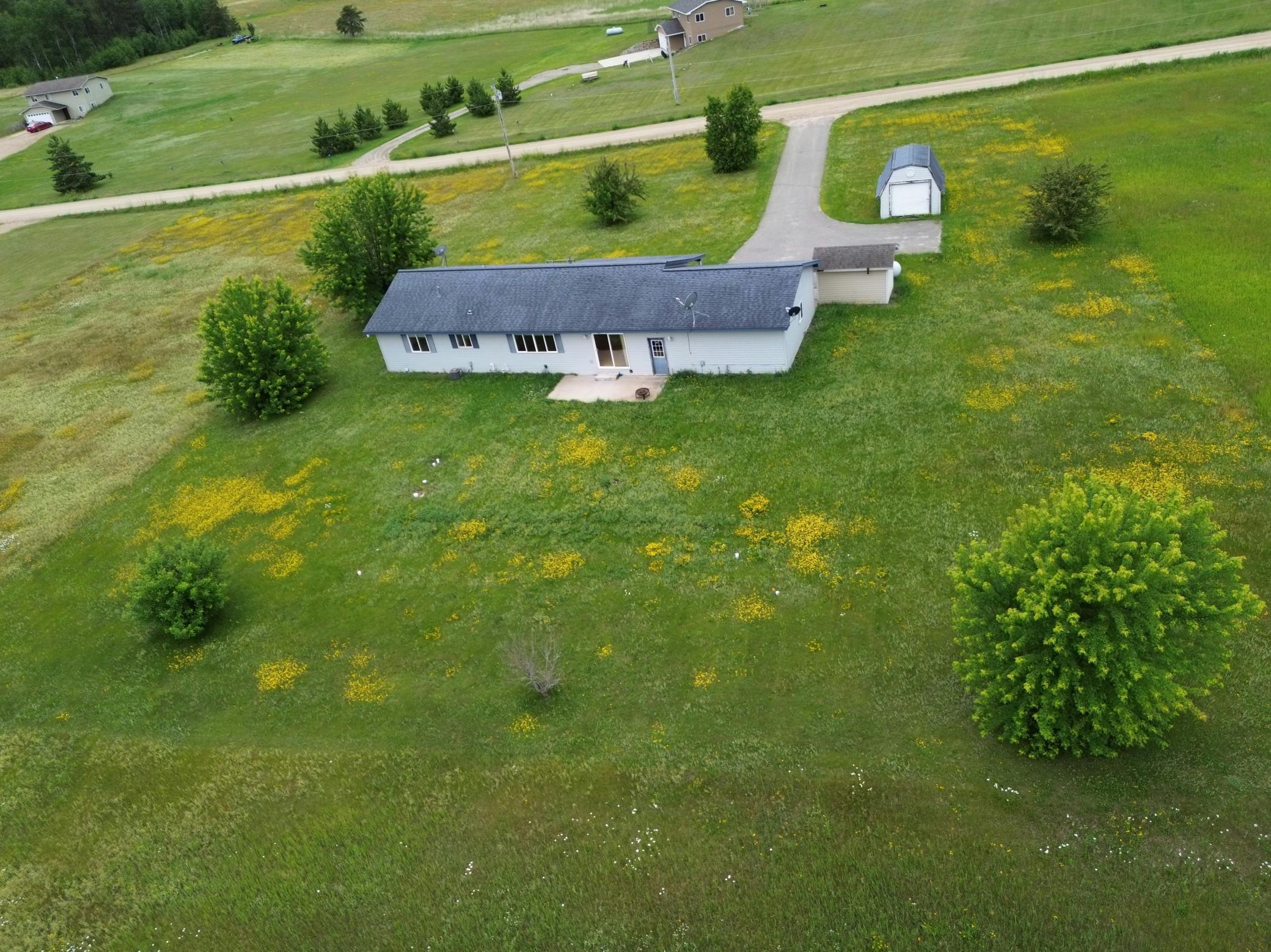886 Bluebird Nest Lane SW
