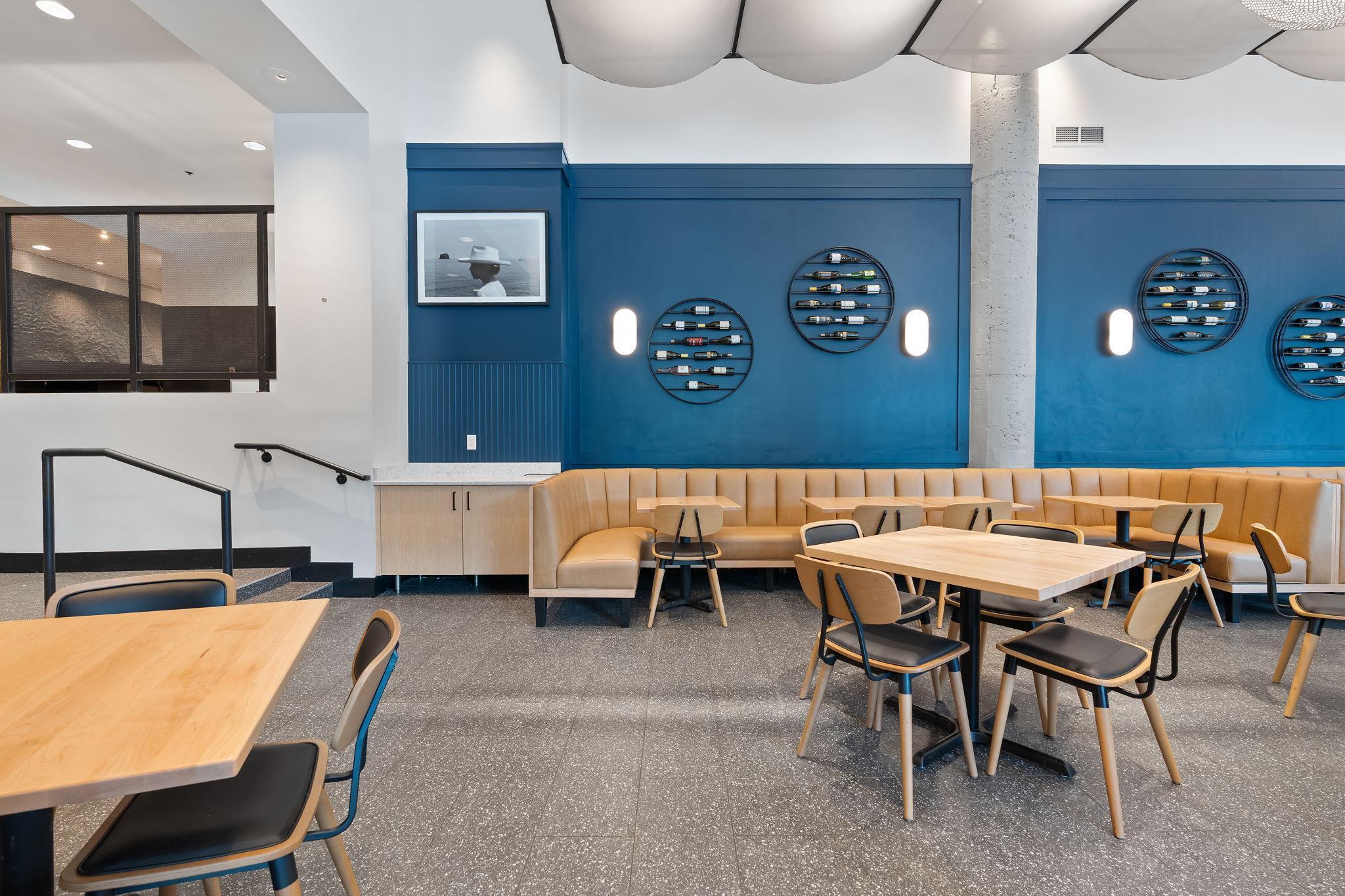 360 Saint Peter Street Unit: 4